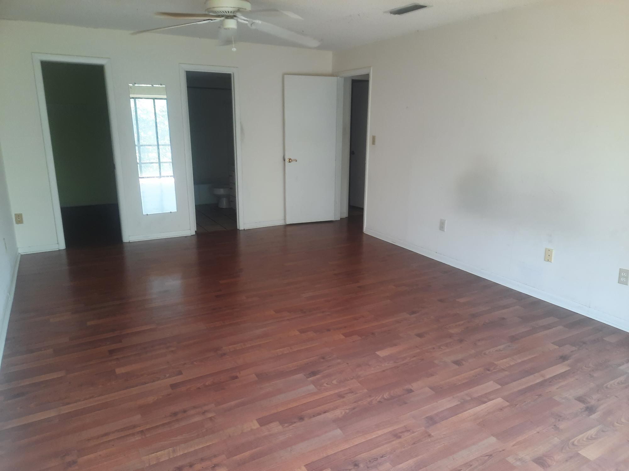 Fort Pierce Condo: 2050 Oleander Boulevard