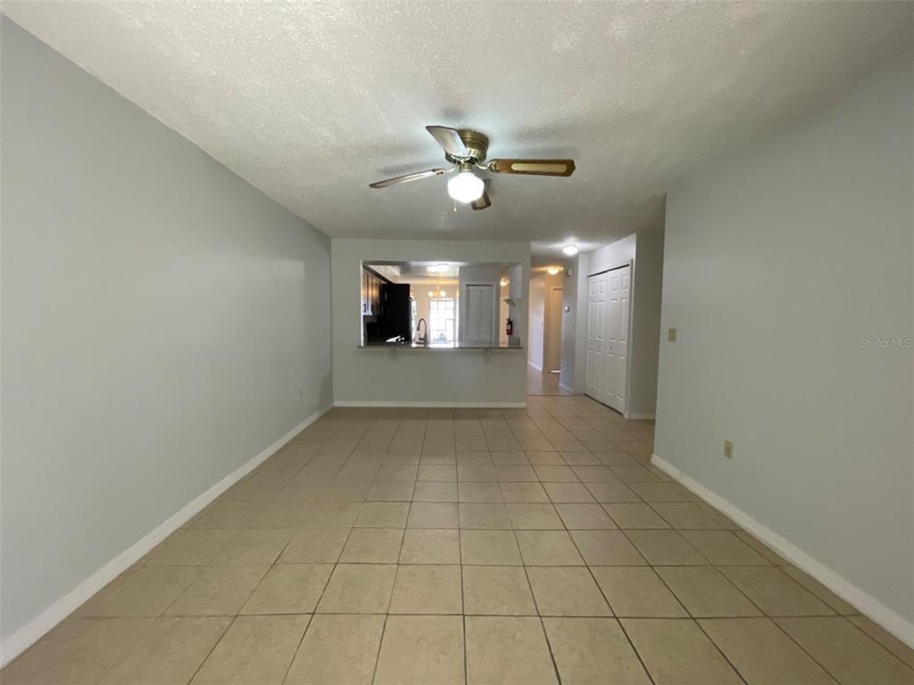 Kissimmee Condo: 809 Glastonbury Drive