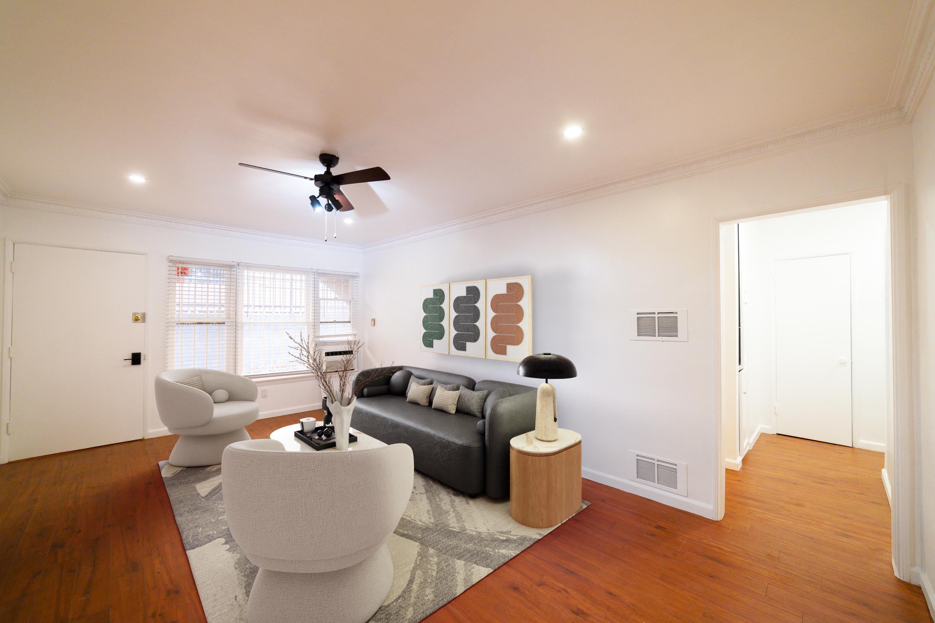 Los Angeles Condo: 333 S Gramercy Pl