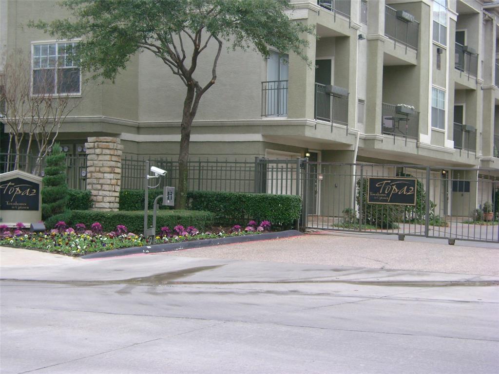 Dallas Condo: 2201 Wolf Street