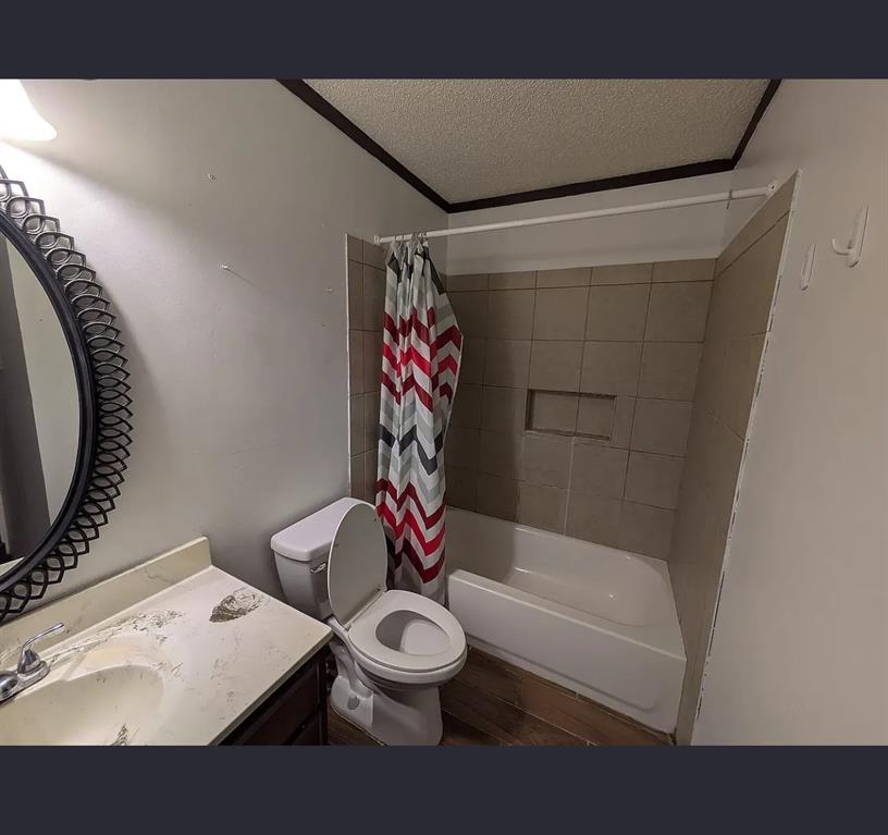 Plano Condo: 2604 Peppertree Place