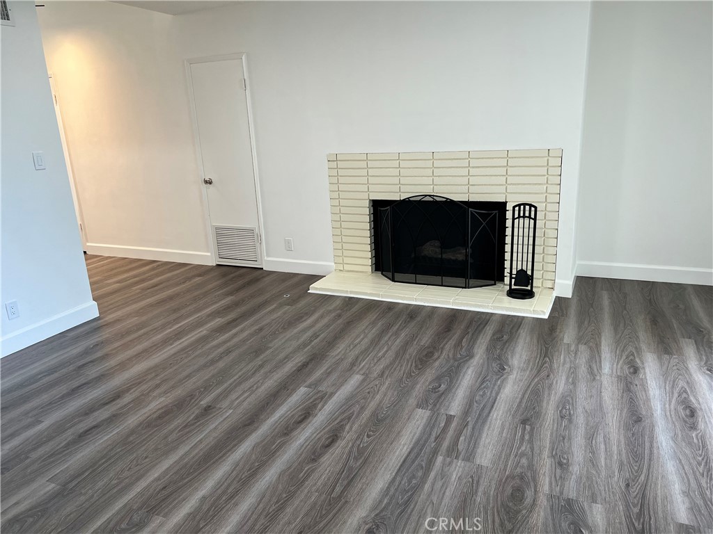 Los Angeles Condo: 6109 South La Cienega Boulevard
