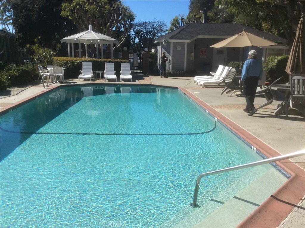 Oceanside Condo: 2176 South Coast Highway