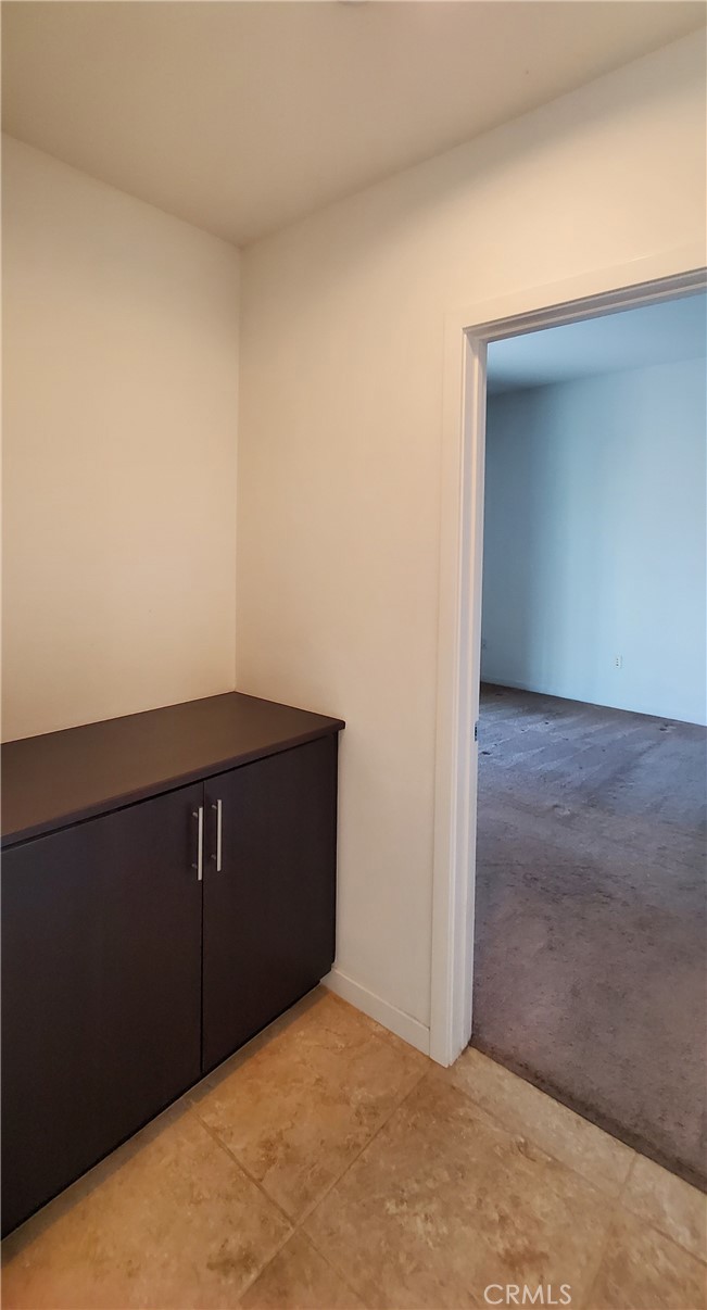 Irvine Condo: 21 Gramercy