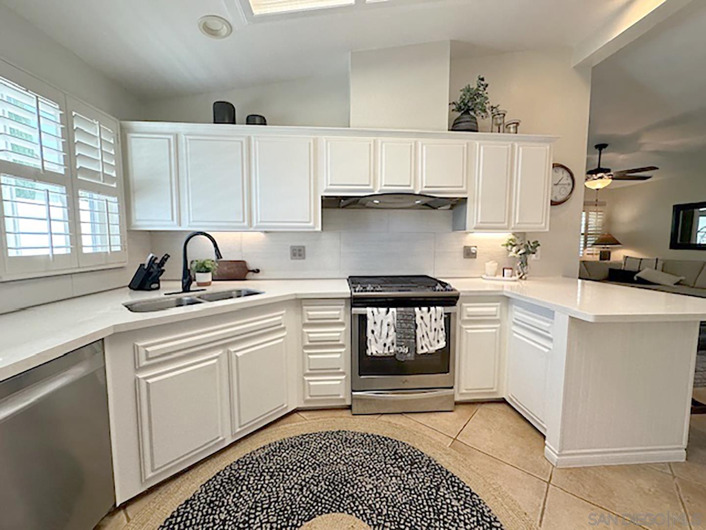 San Marcos Condo: 2010 West San Marcos Boulevard