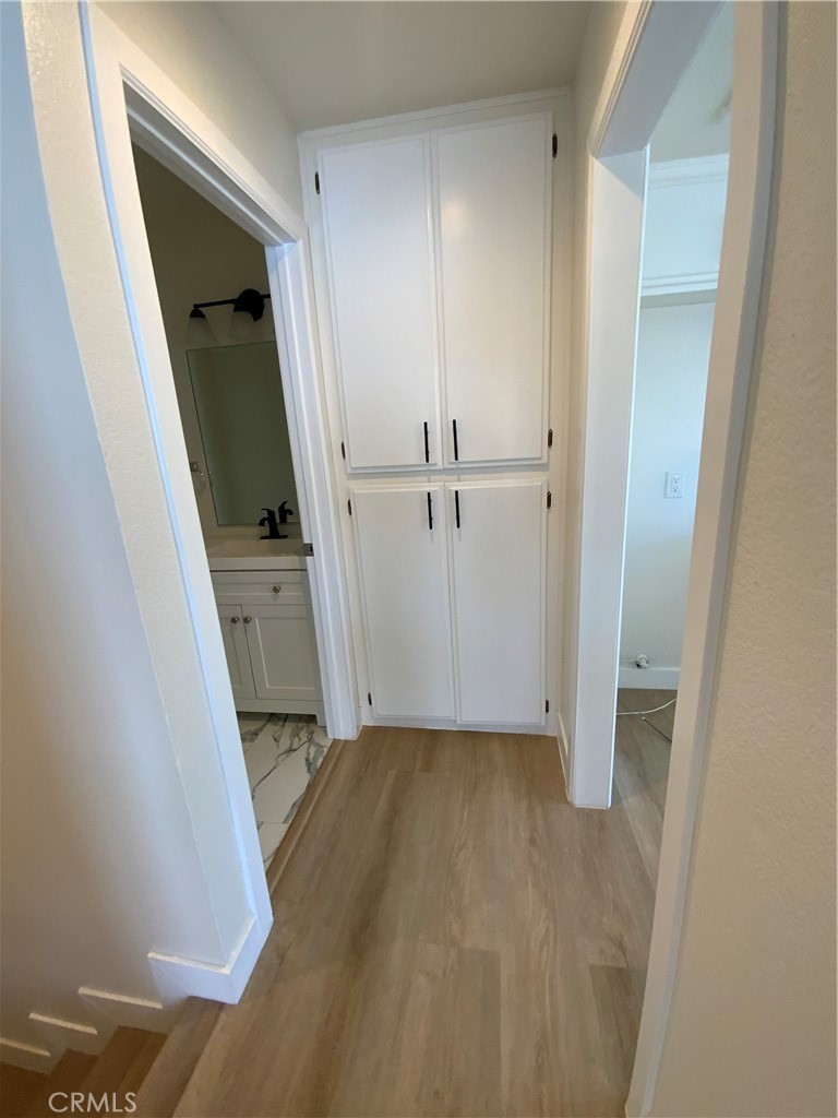 San Pedro Condo: 736 West Santa Cruz Street