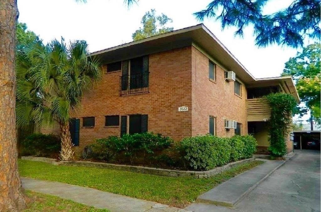 Houston Condo: 2022 Branard Street