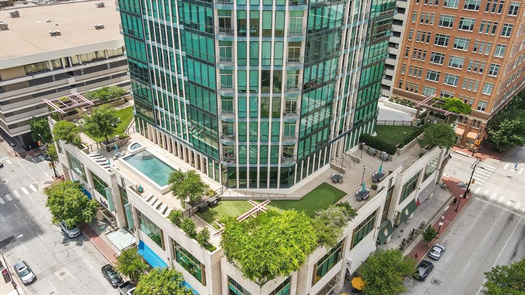 Fort Worth Condo: 500 Throckmorton Street