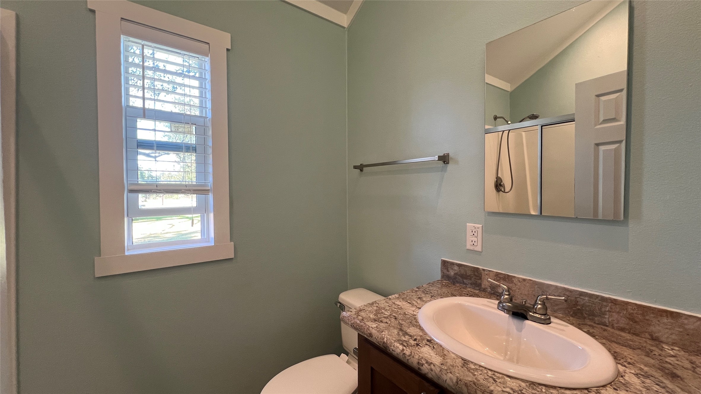 Richmond Condo: 103 Pitts Road