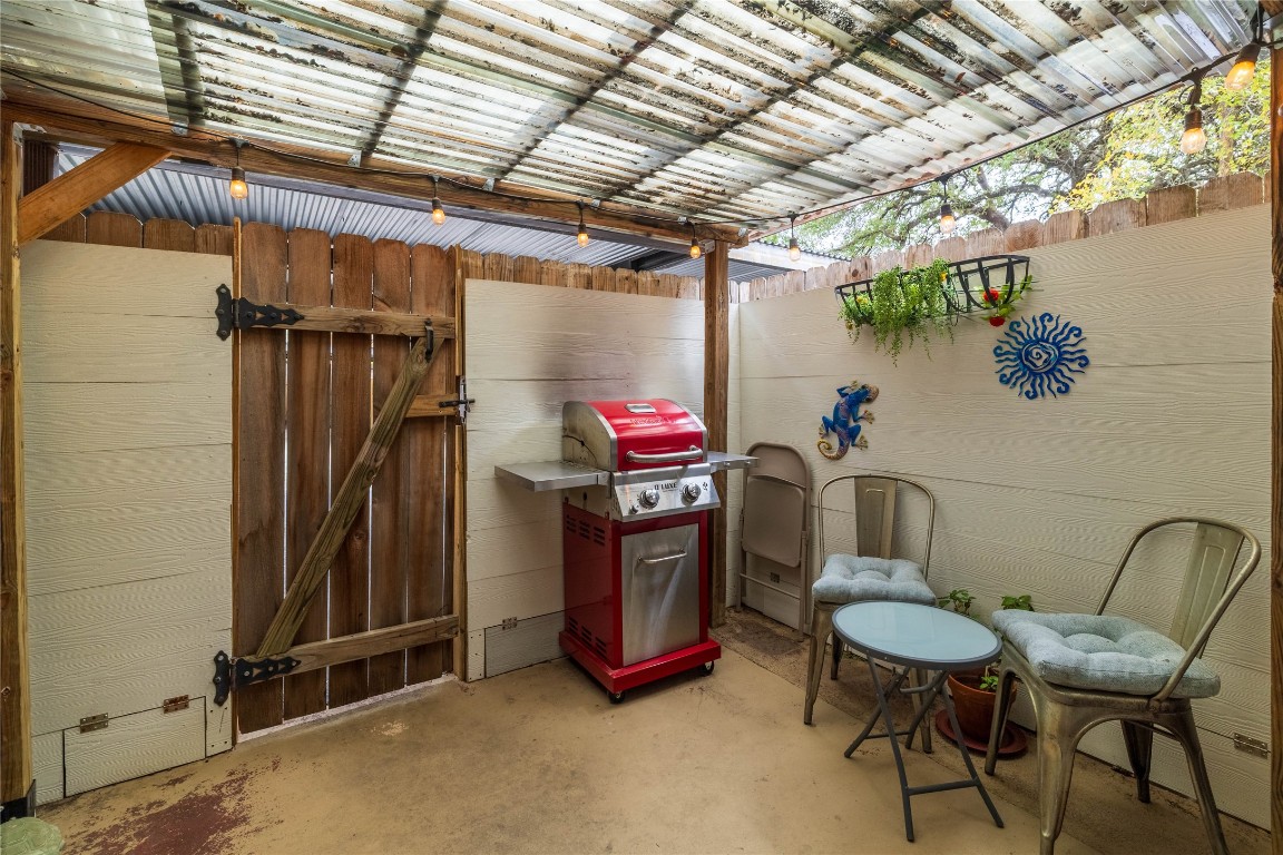 Austin Condo: 7406 Shadow Hill Drive