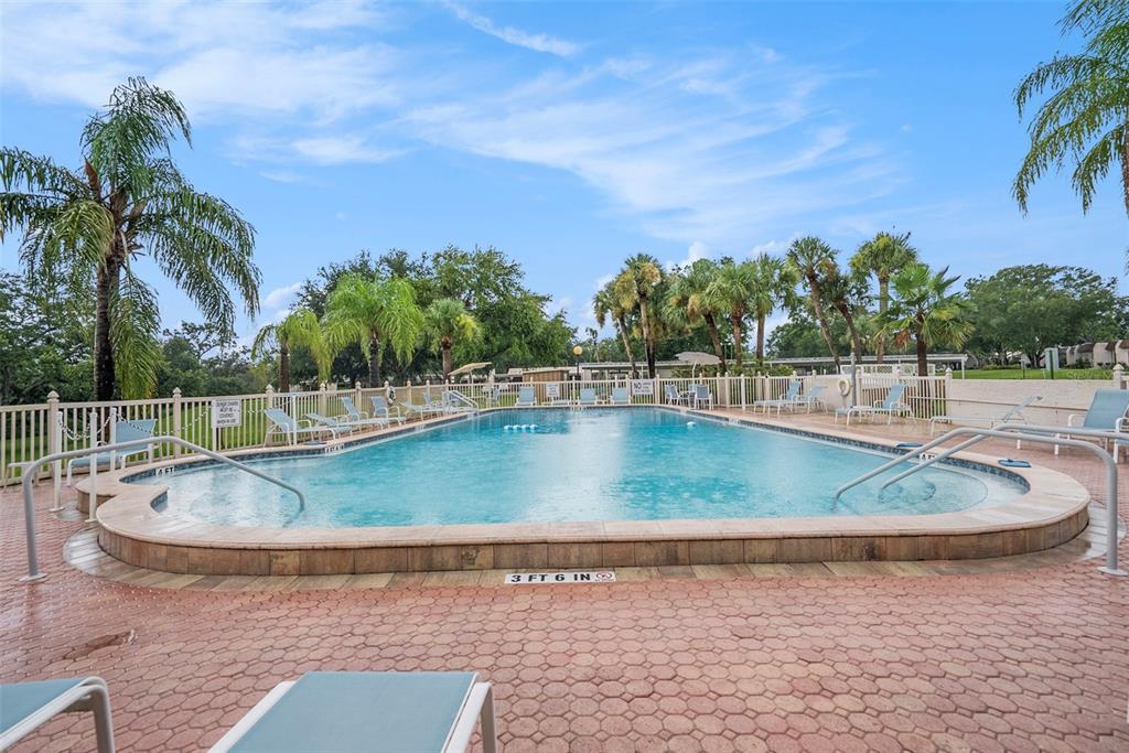 Clearwater Condo: 2965 Flint Drive North