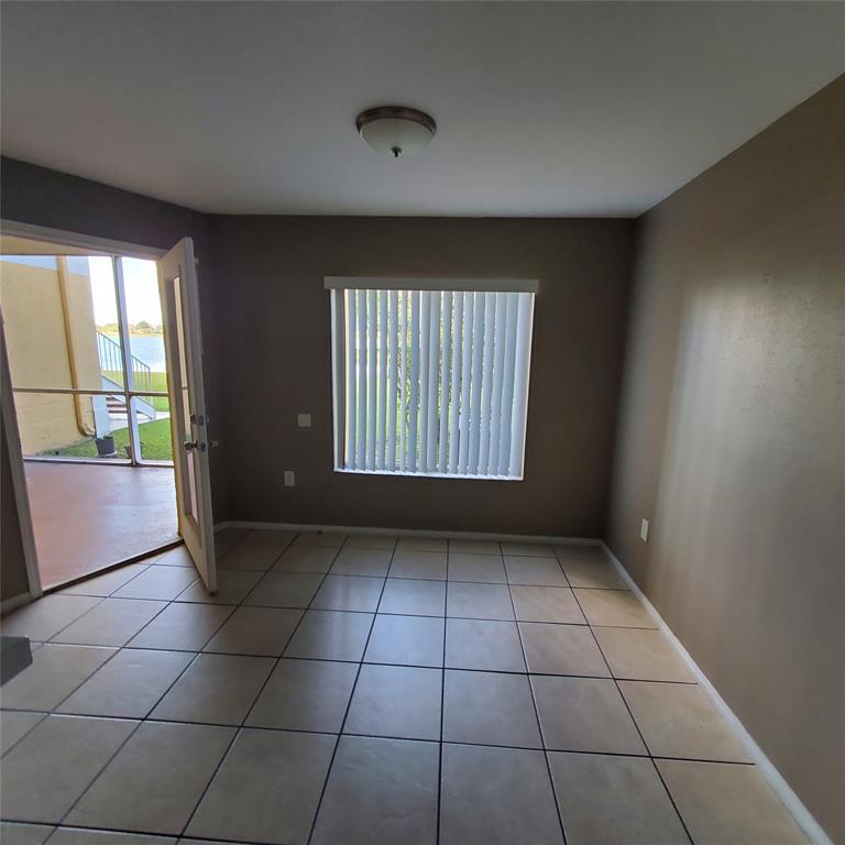 Oakland Park Condo: Undisclosed Address