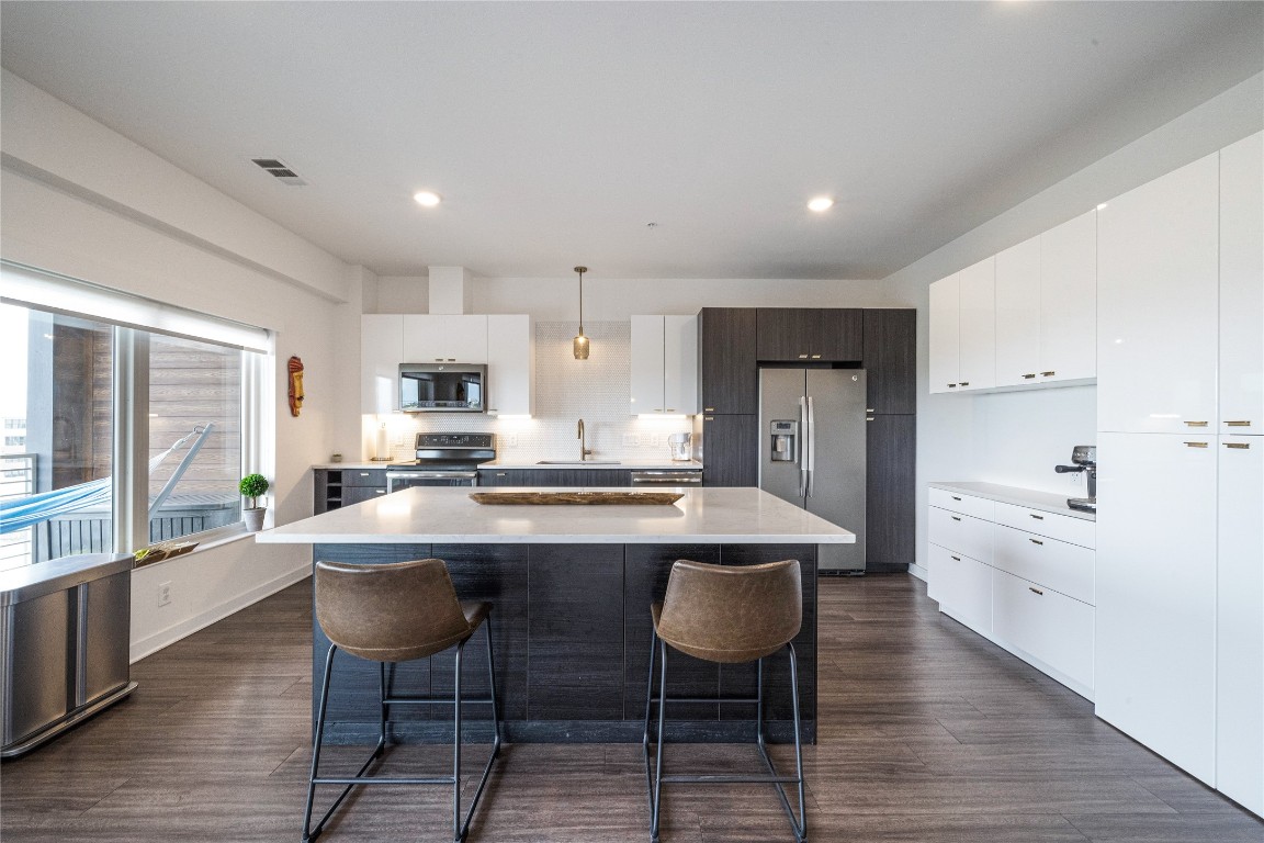 Austin Condo: 4361 South Congress Avenue