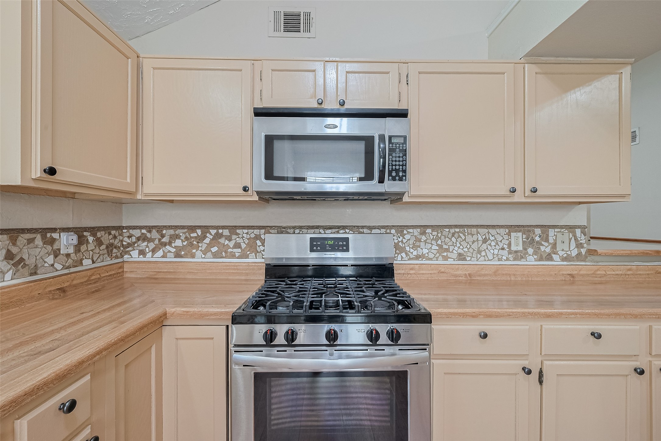 Katy Condo: 6907 Yardley Drive