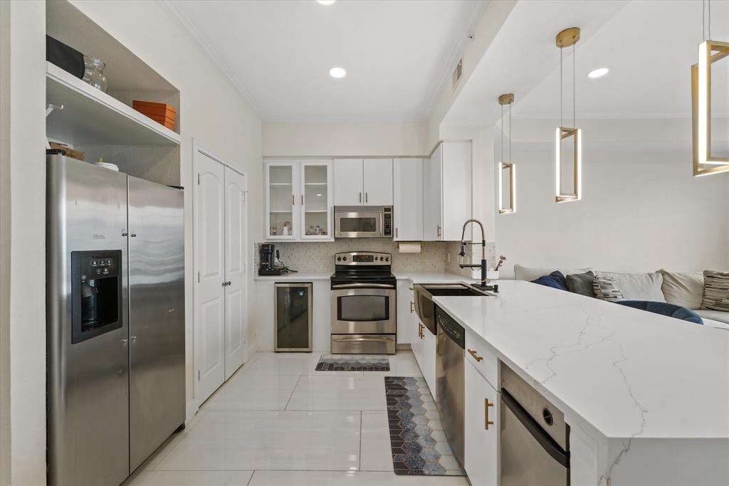 Dallas Condo: 3225 Turtle Creek Boulevard