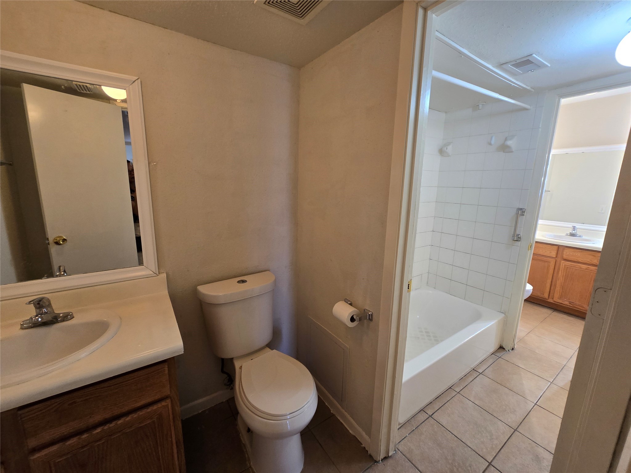 Houston Condo: 10110 Forum W Drive