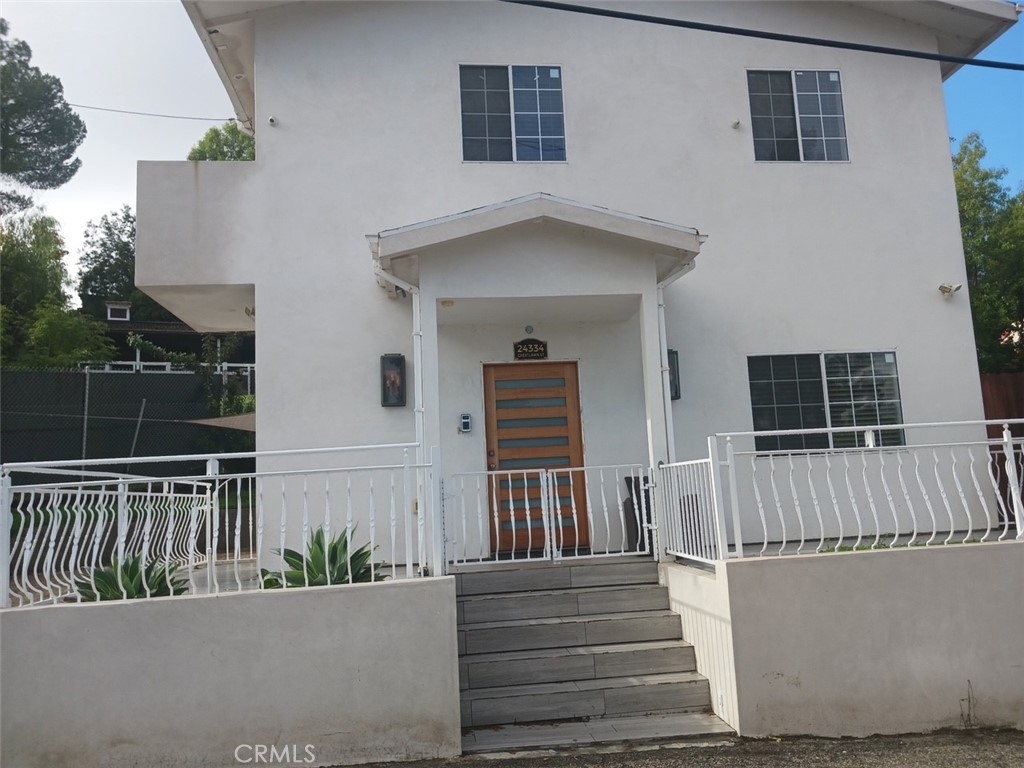 Woodland Hills Condo: 24334 Crestlawn Street