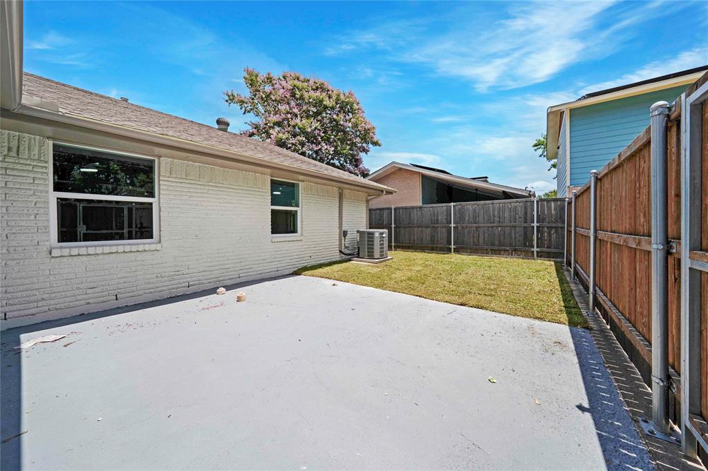 Dallas Condo: 10416 Church Road