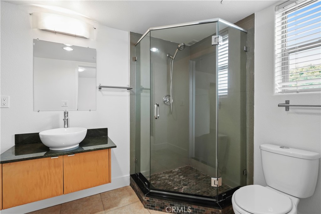 North Hollywood Condo: 11312 Huston Street