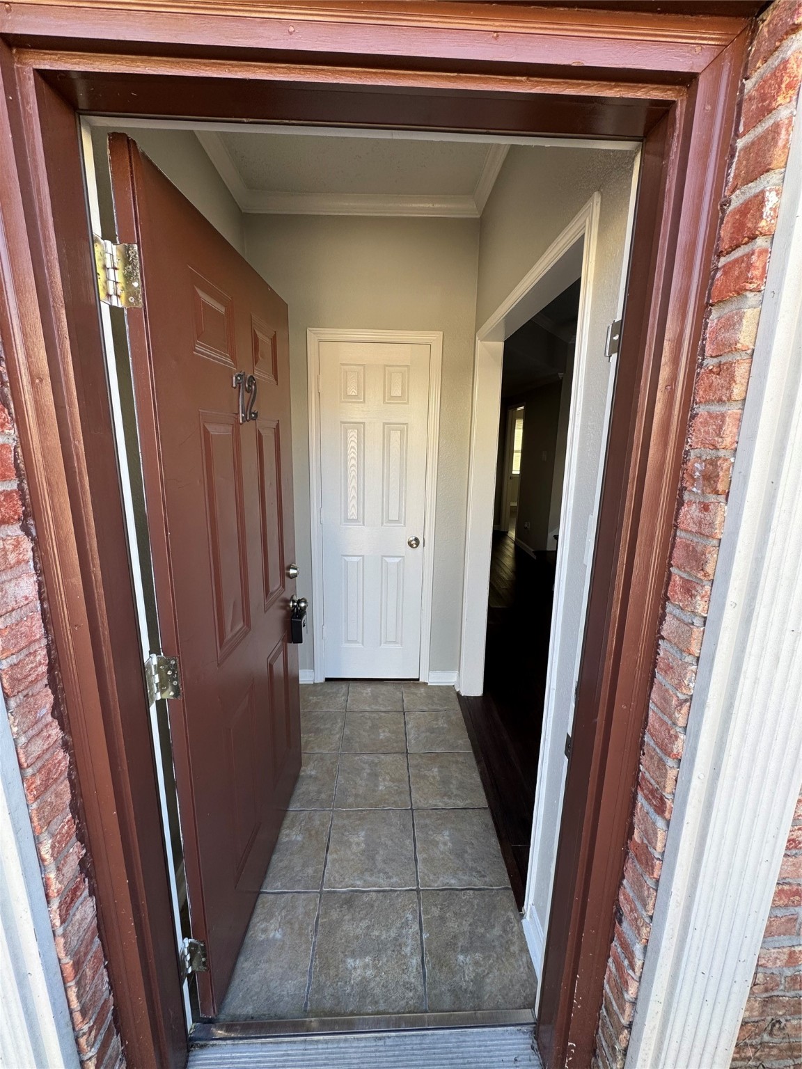 Houston Condo: 7700 Creekbend Drive