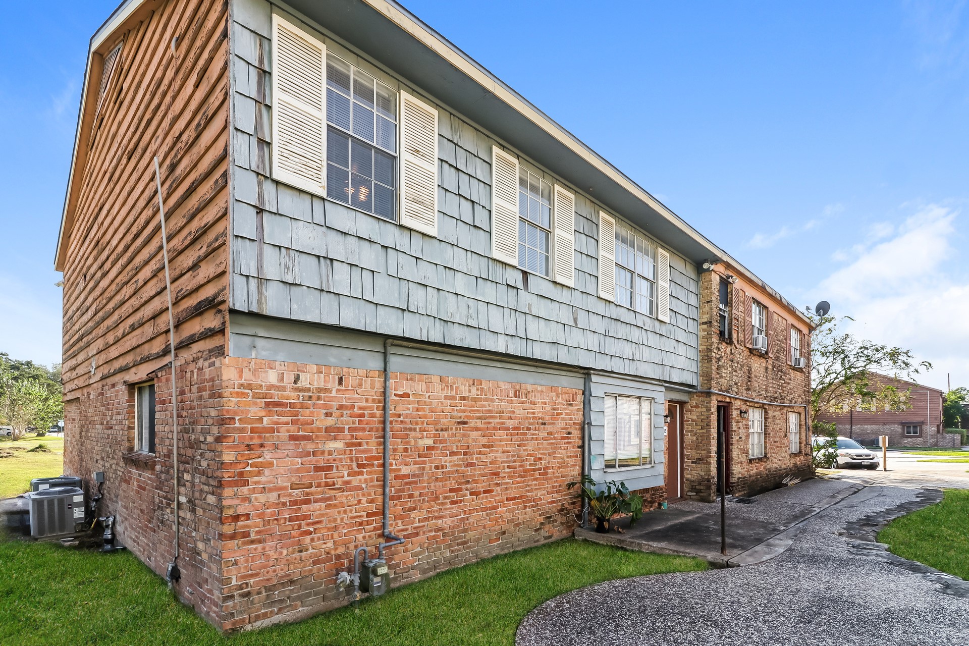 La Porte Condo: 3115 Falk Court