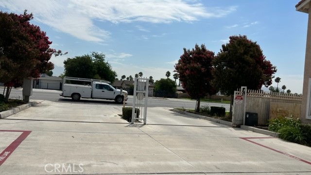 Rialto Condo: 1004 South Riverside Avenue