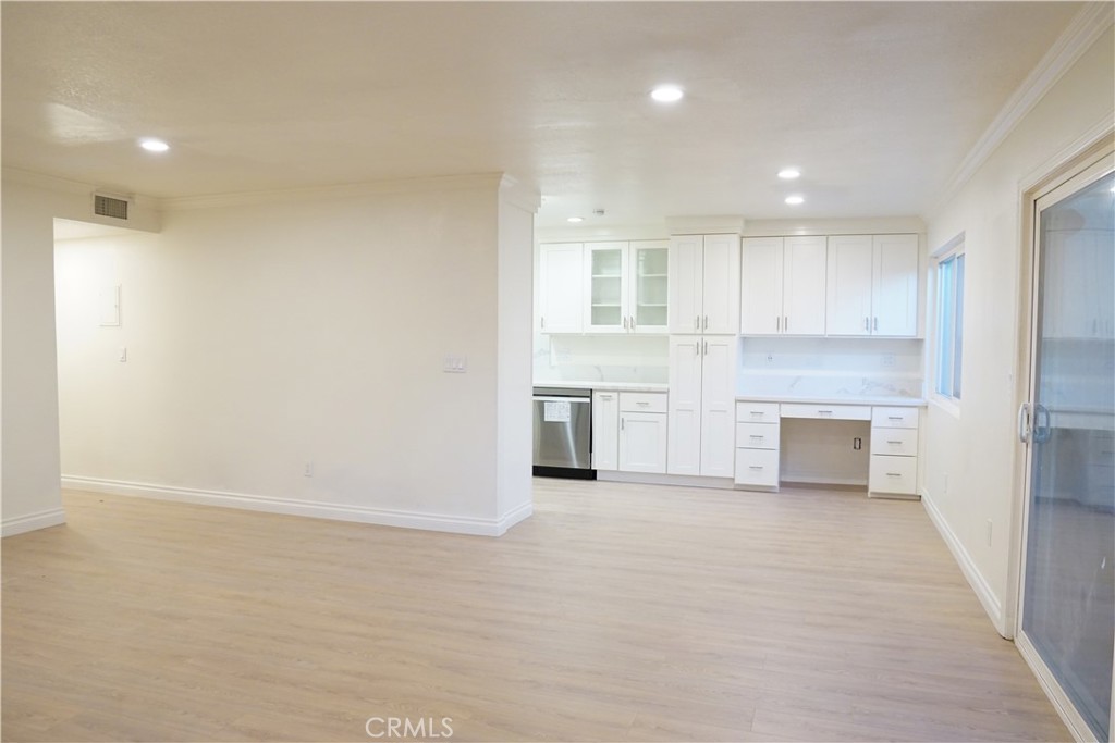 Fullerton Condo: 2740 North Brea Boulevard