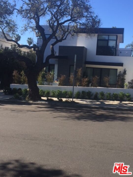 Santa Monica Condo: 1106 22nd Street