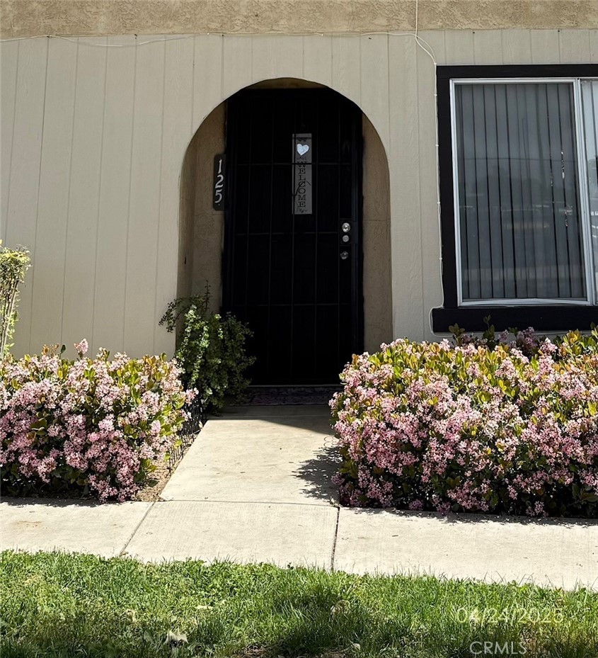 San Jacinto Condo: 125 Tiger Lane