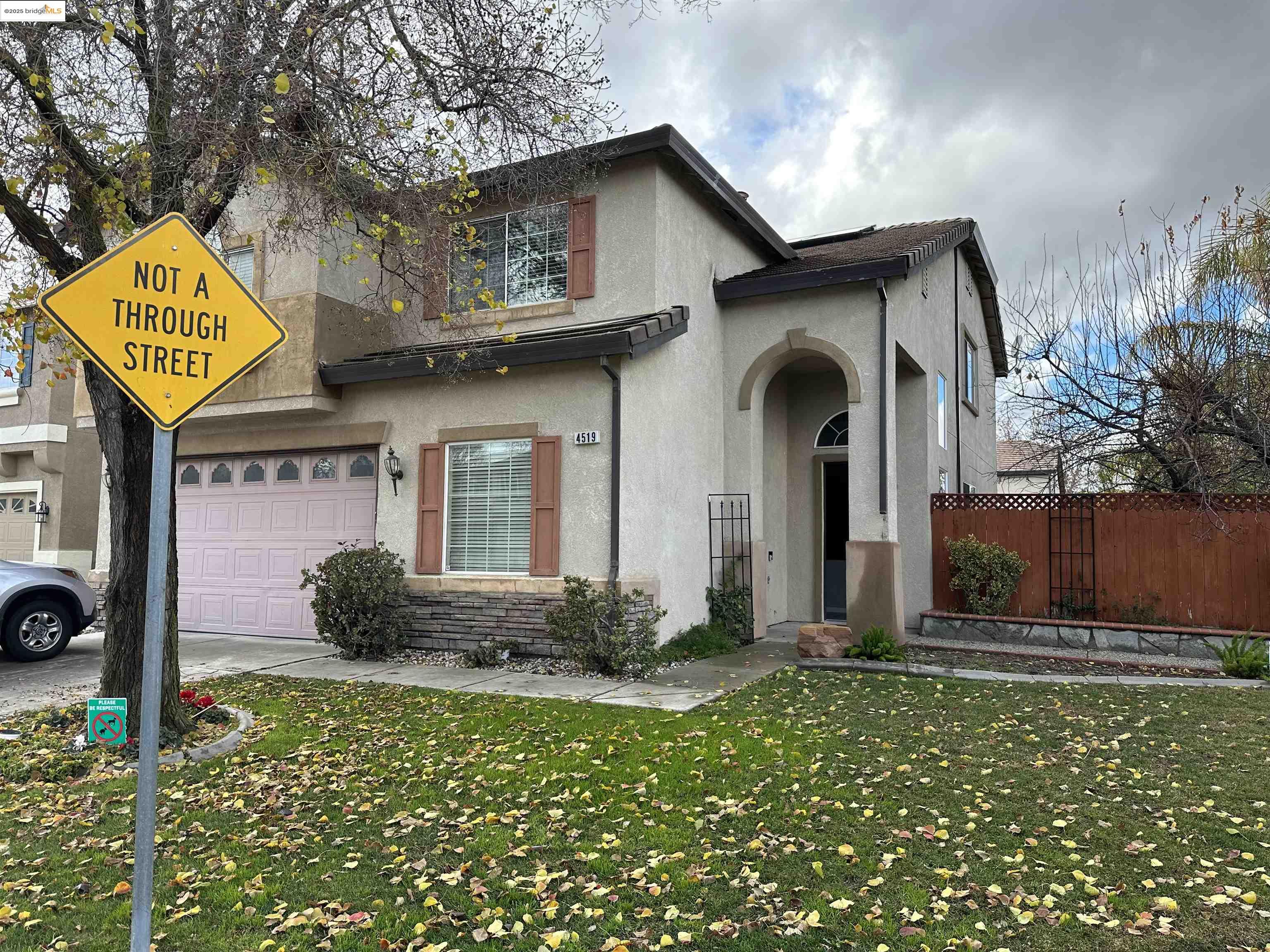 Tracy Condo: 4519 Twin Creeks Court