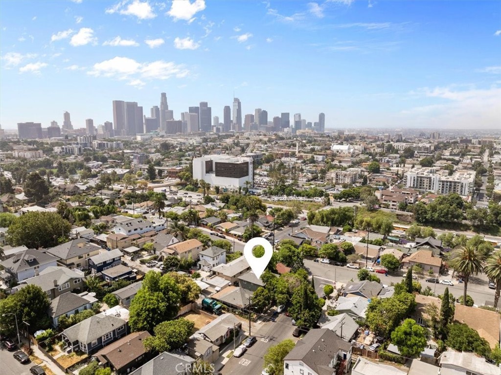 Los Angeles Condo: 608 North Bonnie Brae Street