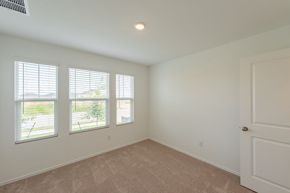 Kyle Condo: 126 Avre Loop