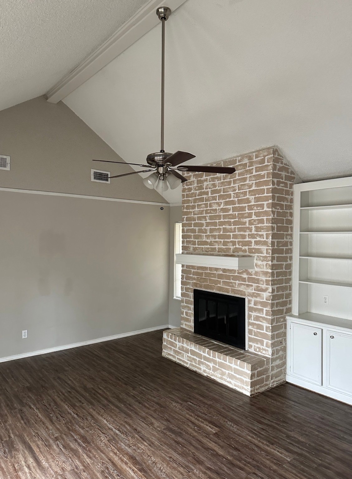 Woodbranch Condo: 2106 Woodway Drive