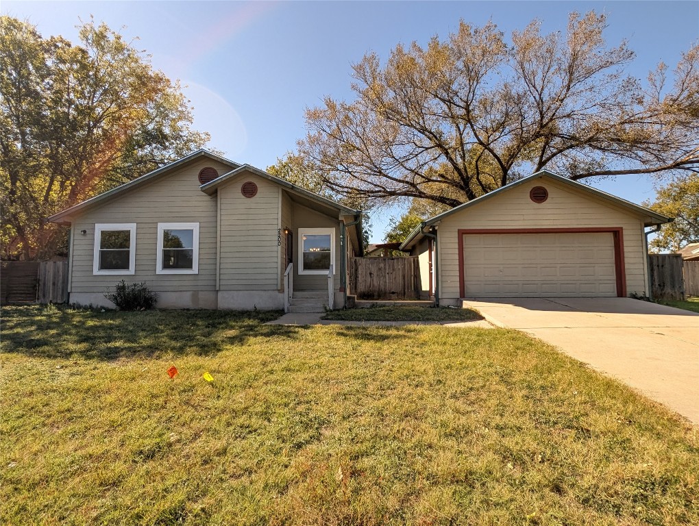 Round Rock Condo: 2200 Magnolia Drive