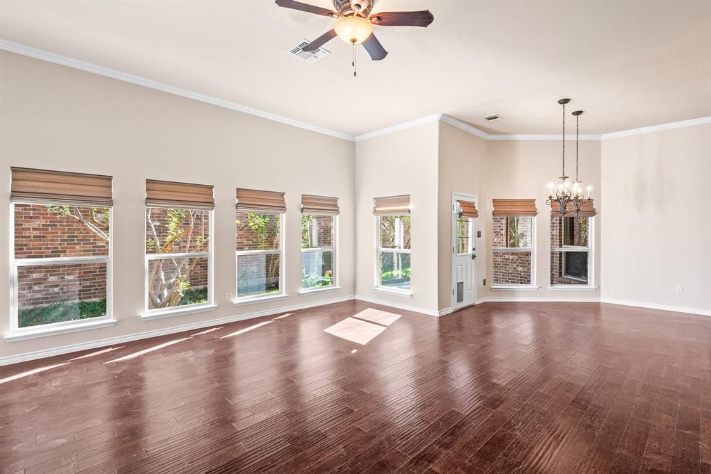 Allen Condo: 1810 Sanderlain Lane