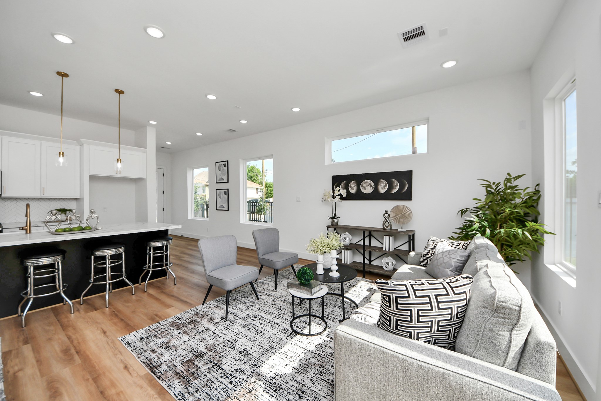 Houston Condo: 2434 Harrington Street