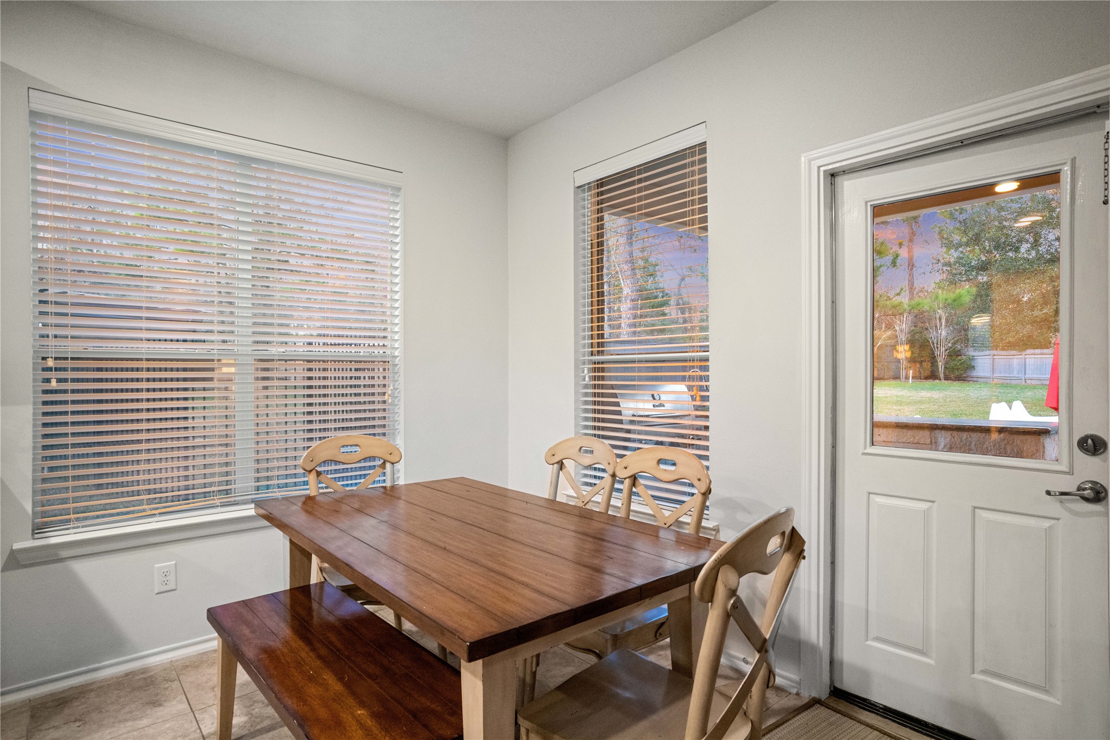 Magnolia Condo: 131 North Hawkhurst Circle