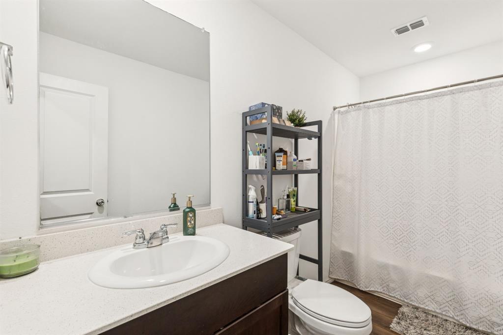 Crandall Condo: 2234 Great Belt Boulevard