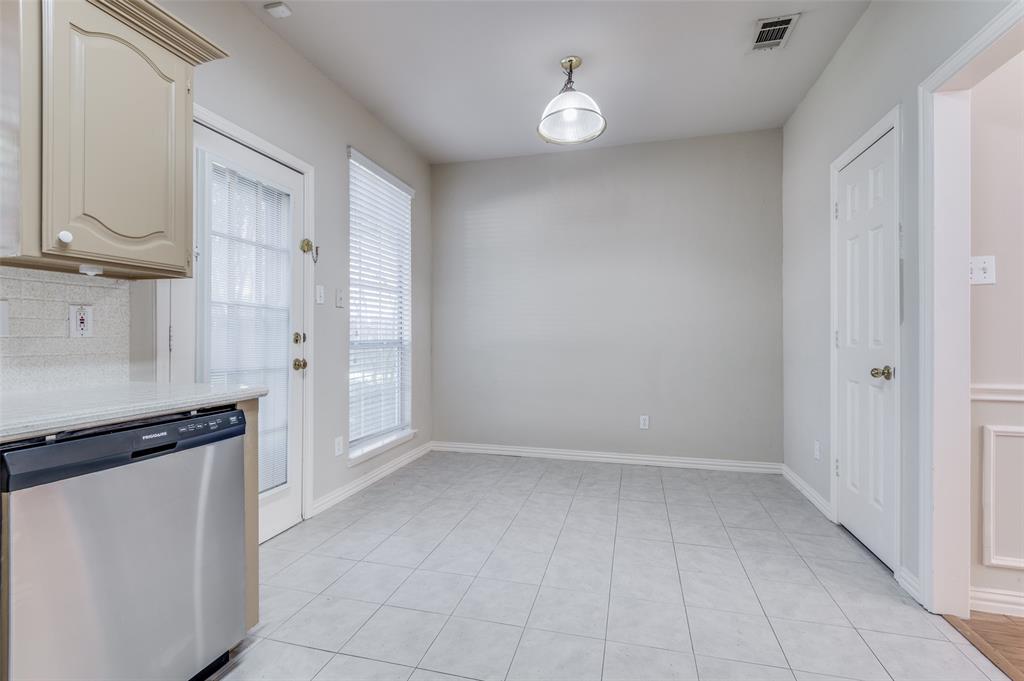 Arlington Condo: 3147 Waterside Drive