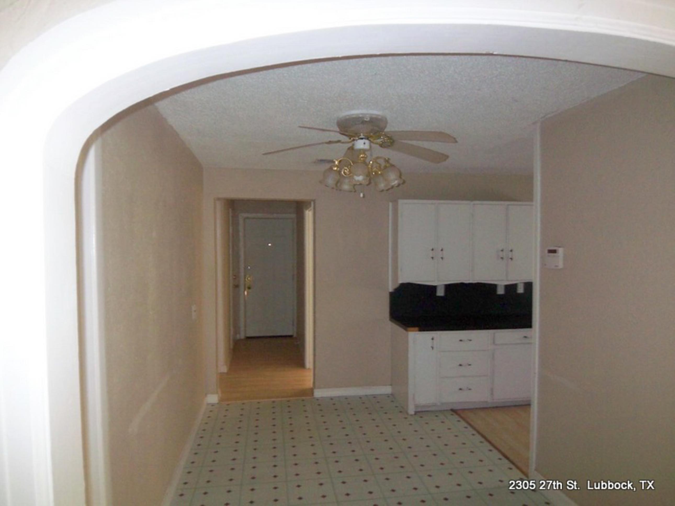 Lubbock Condo: 2305 27th Street