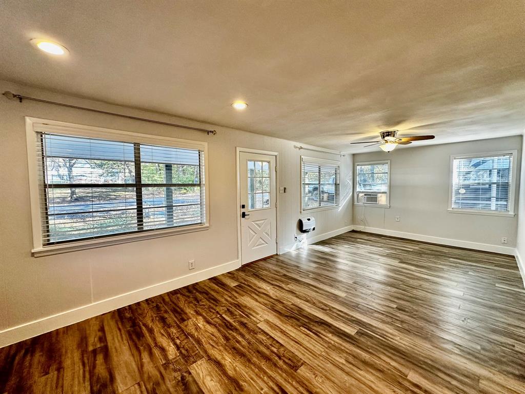 Pottsboro Condo: 318 Windsor Drive