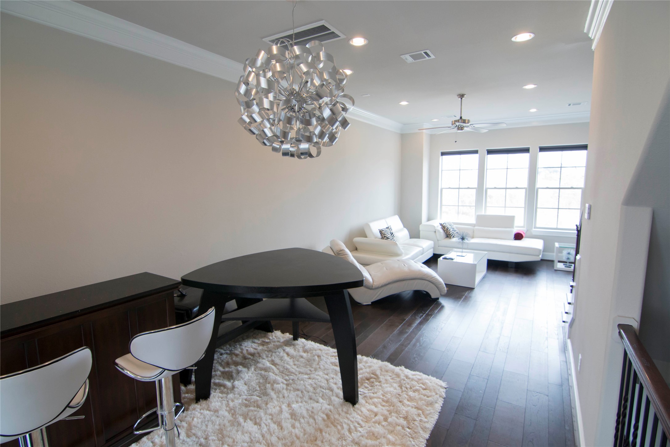 Houston Condo: 616 Delano Street