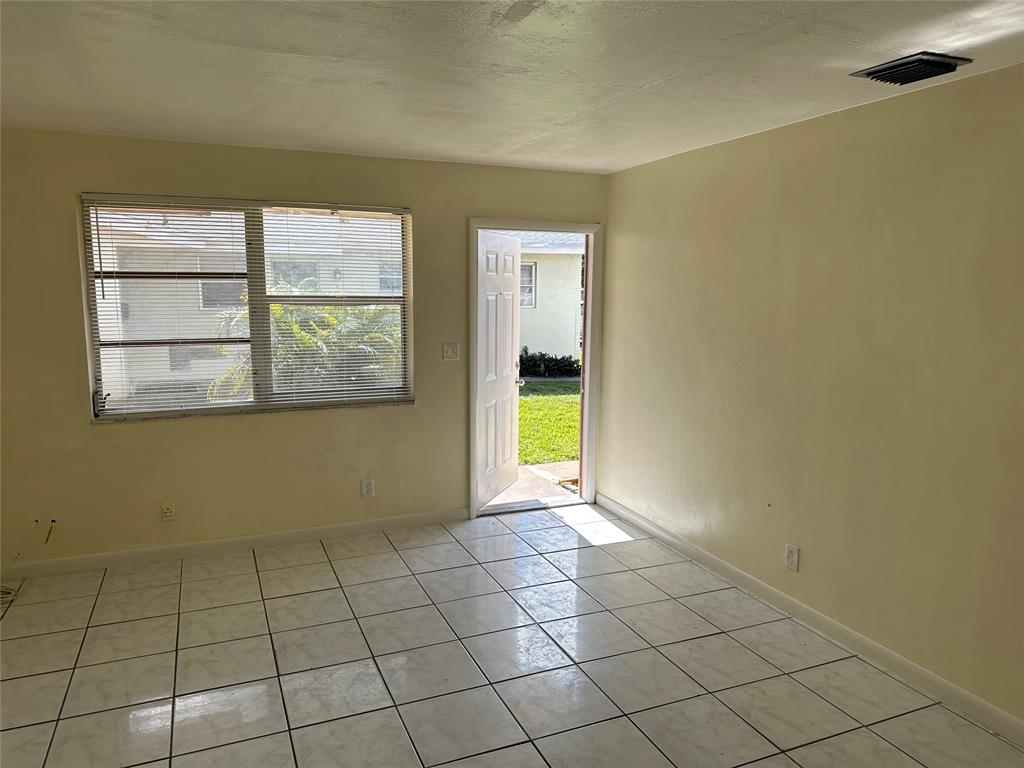 Fort Lauderdale Condo: 380 Southwest 27th Terrace