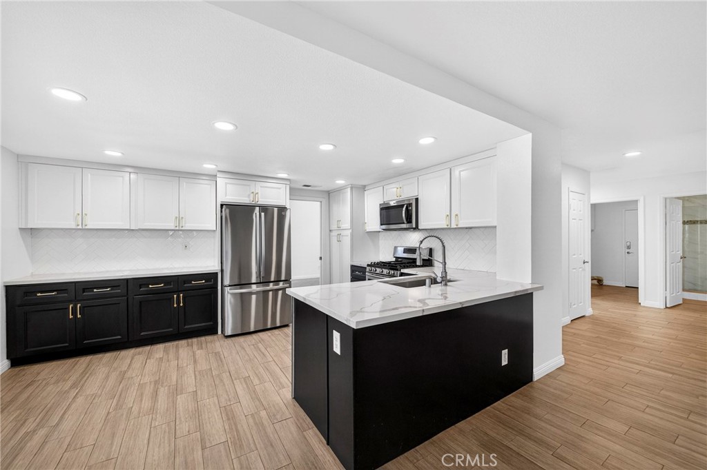 Corona Condo: 3355 Sterling Drive