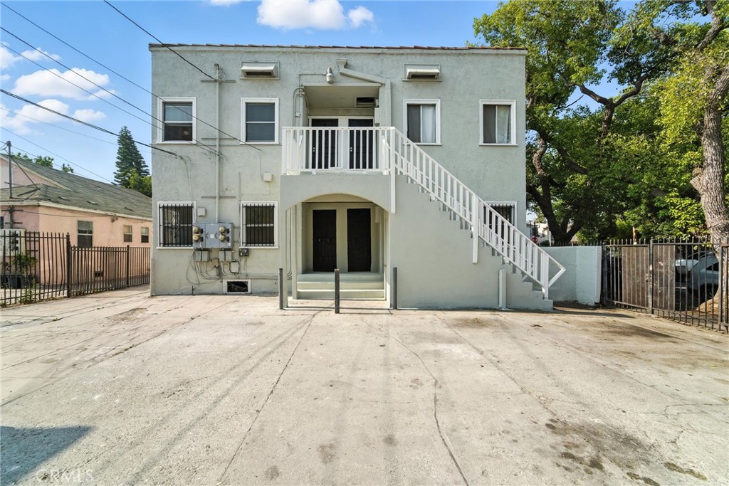 Los Angeles Condo: 873 West 41st Drive