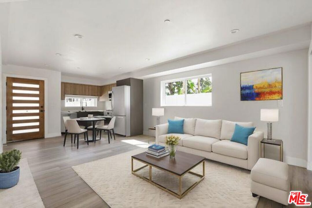 Los Angeles Condo: 716 West 41st Place