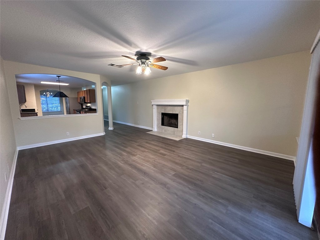 Bastrop Condo: 320 Schaefer Boulevard
