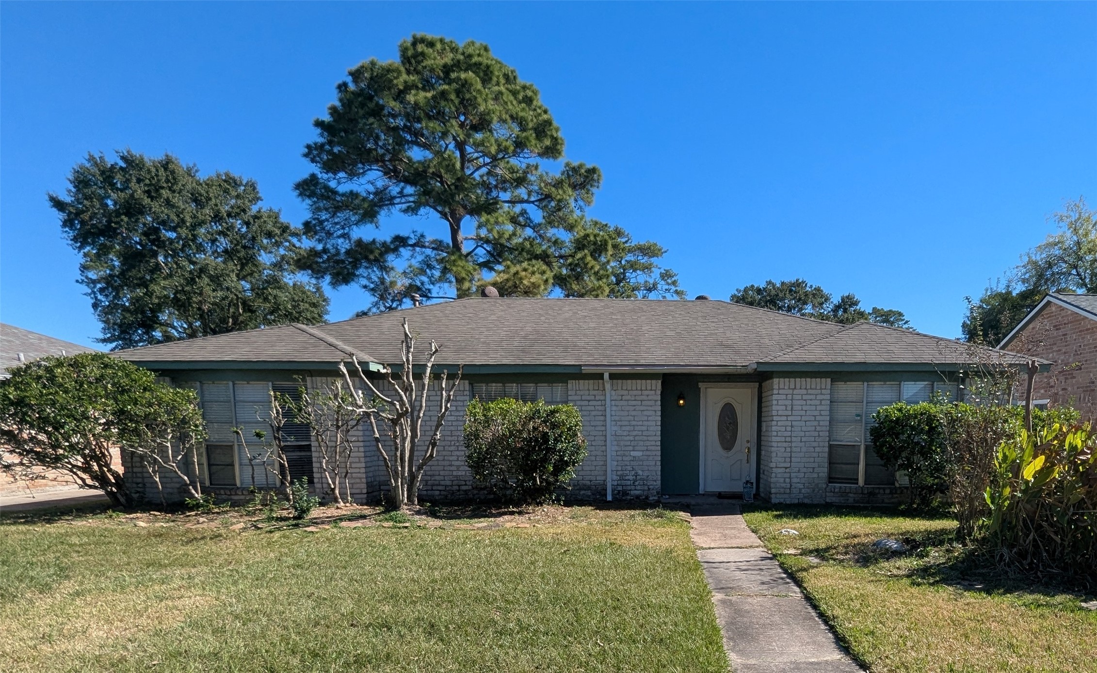 Humble Condo: 17602 Crestline Road