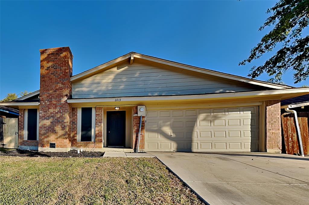 Carrollton Condo: 2213 Versailles Drive