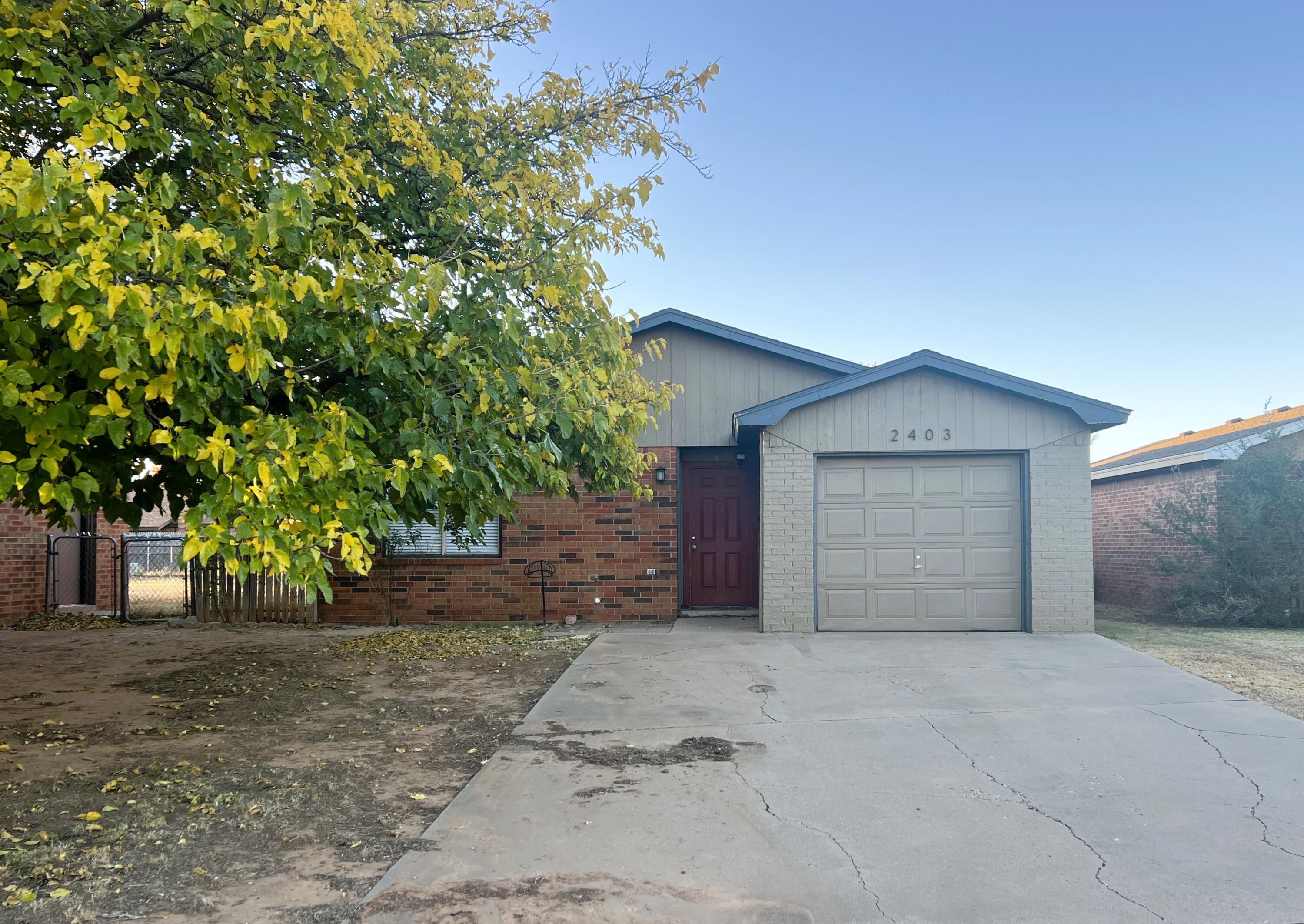 Lubbock Condo: 2403 88th Street